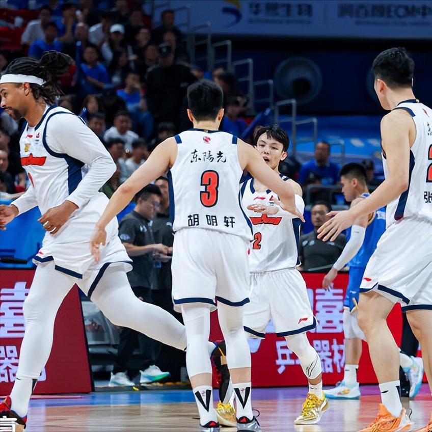 JJB jjb Jingjibao 竞技宝 电竞赛事 体育赛事 体育 电竞-杜锋不再隐瞒！赛后回应广东男篮输球原因，原来伤病只是冰山一角